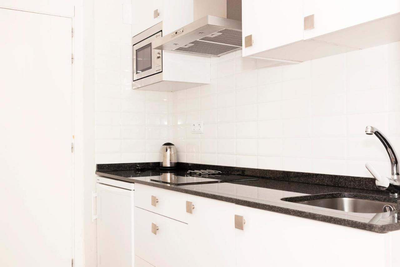Apartamentos Sabinas El Pilar Saragosse Extérieur photo