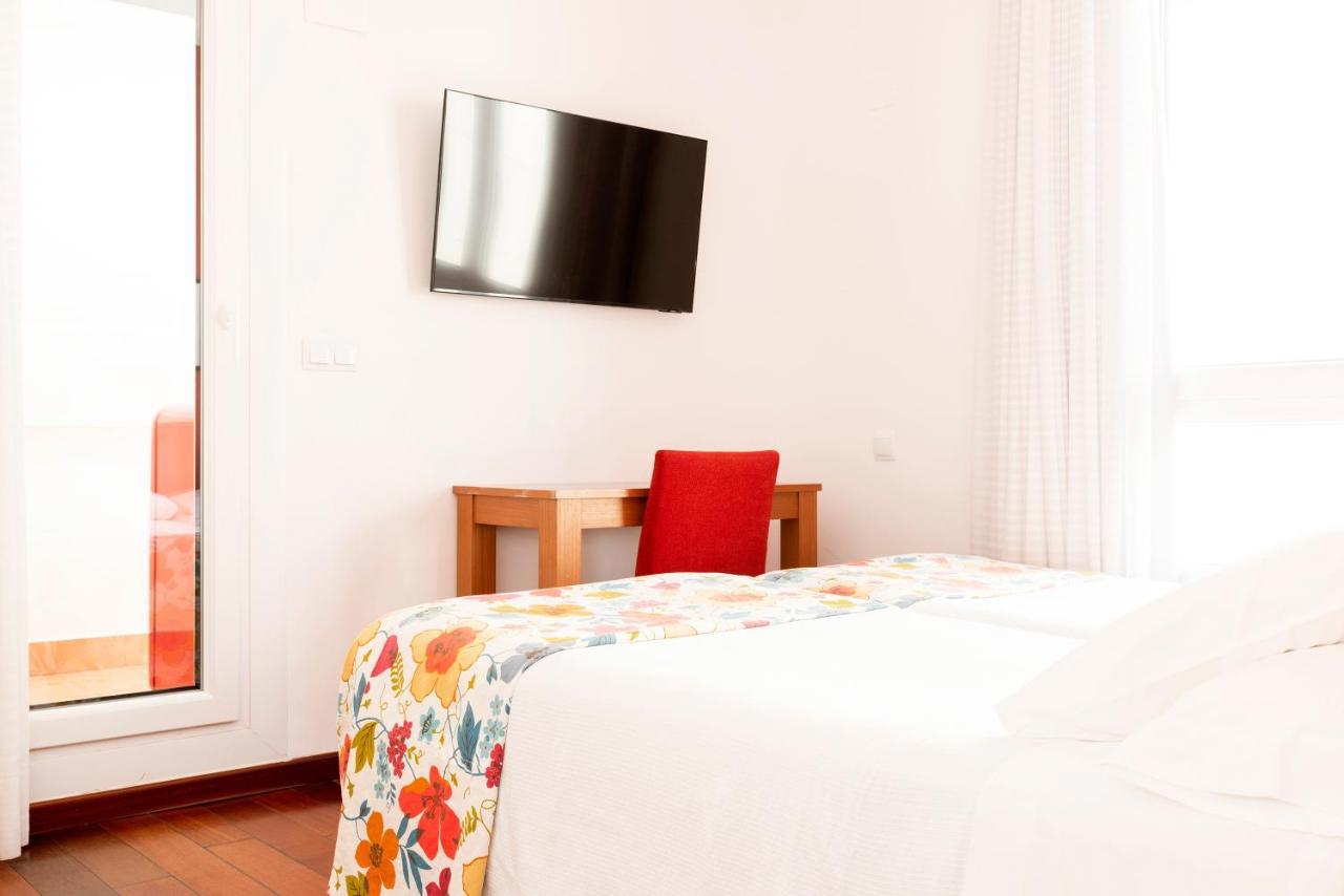 Apartamentos Sabinas El Pilar Saragosse Extérieur photo