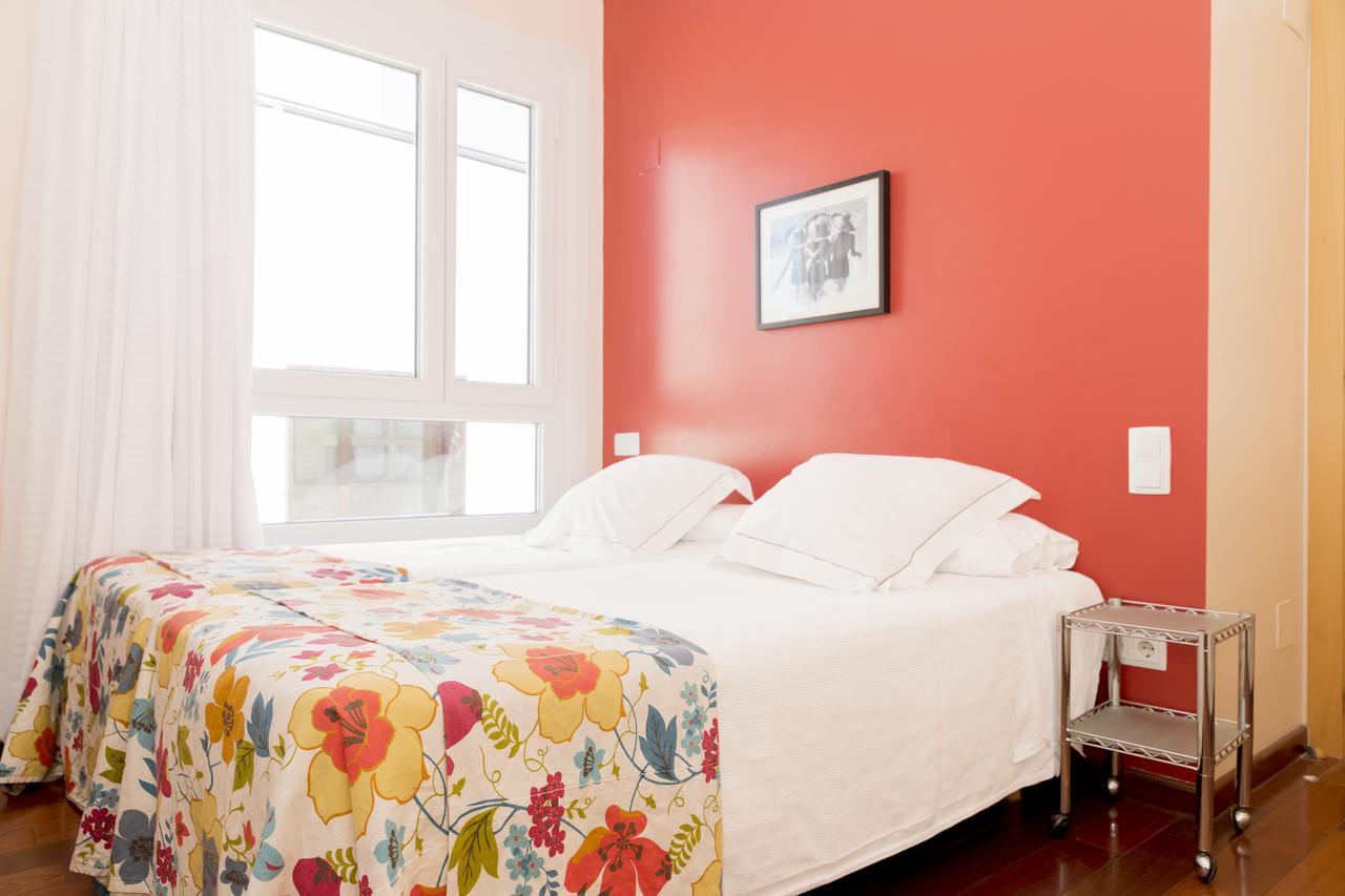Apartamentos Sabinas El Pilar Saragosse Extérieur photo