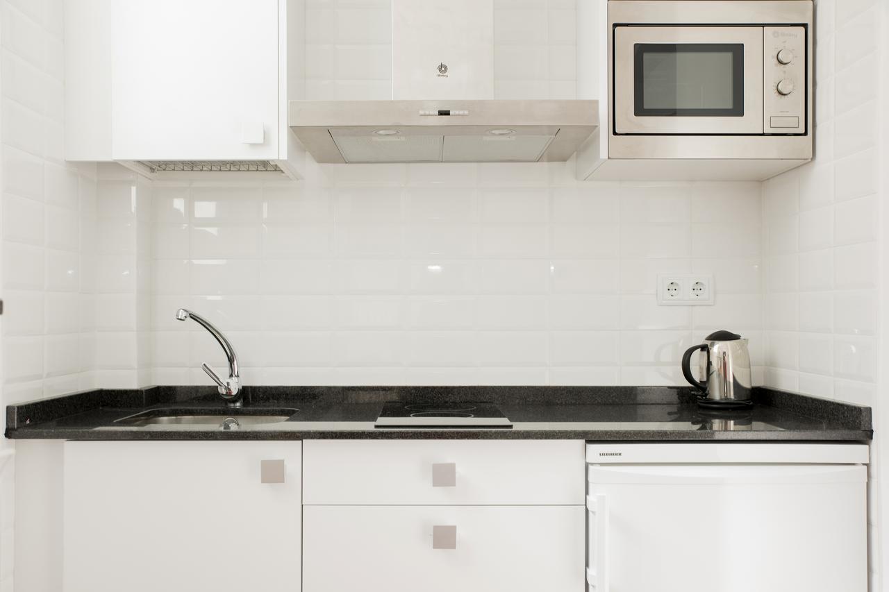 Apartamentos Sabinas El Pilar Saragosse Extérieur photo